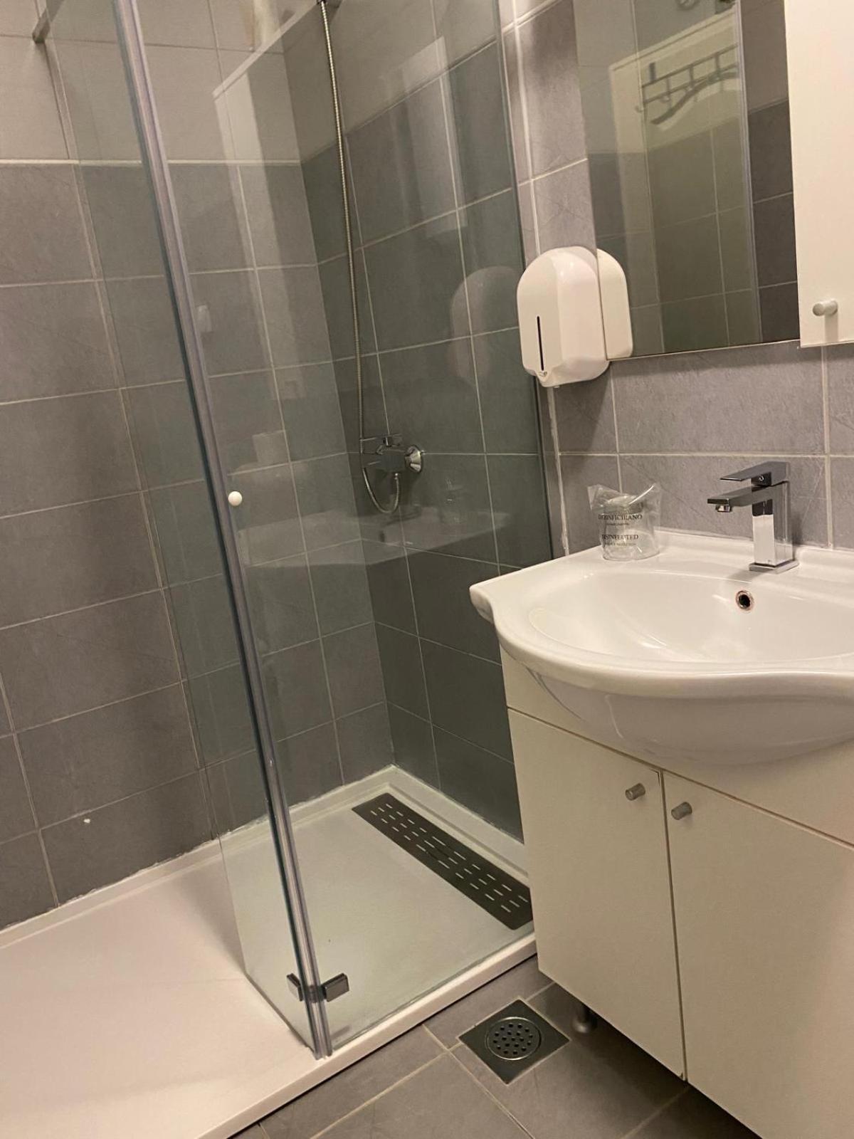 Apartman Toni Novalja Buitenkant foto